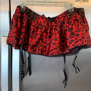 Cacique Garter belt NWT sz 22/28